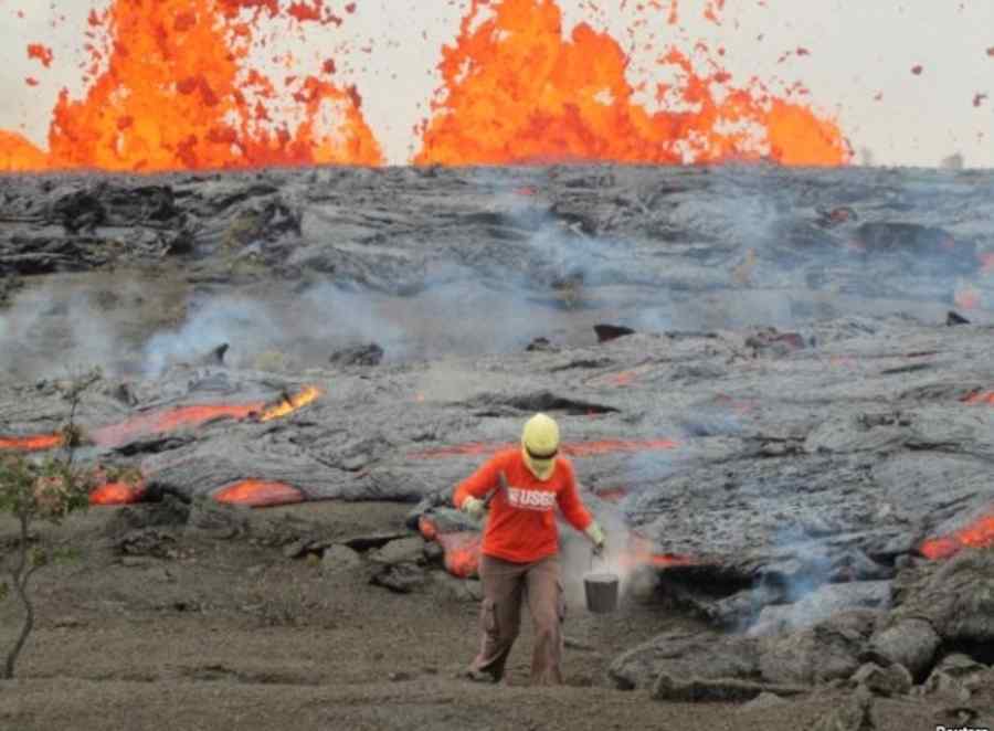 ”Bomba cu lavă”. Explozie vulcanică în Hawaii