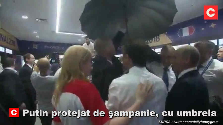 Umbrela anti-şampanie a lui Putin