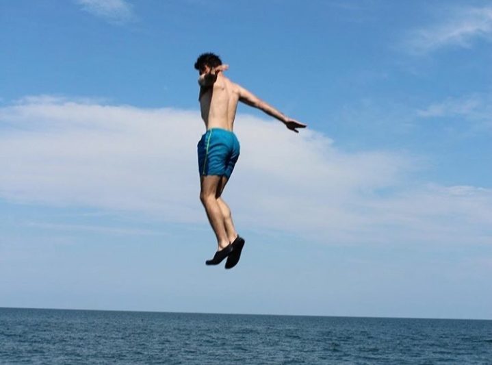 Pericolul săriturilor în apă