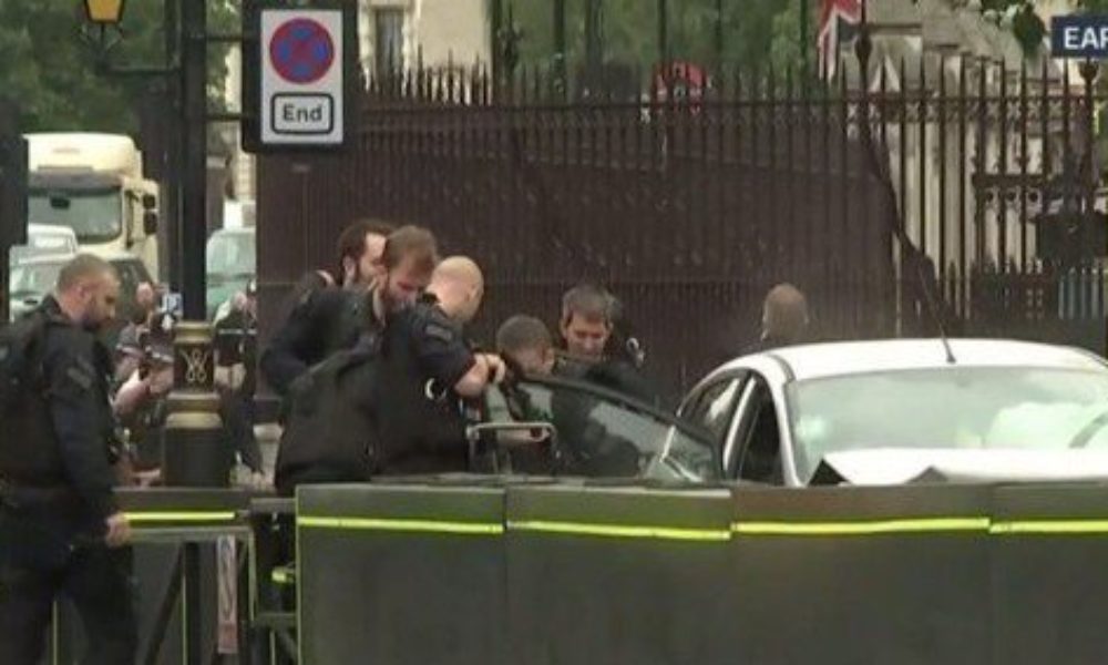 S-a aflat: Cine este atacatorul de la Londra