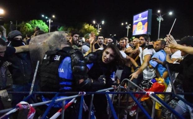 Prezenţa procurorului la manifestaţii cu grad de risc – absolut normală şi legală
