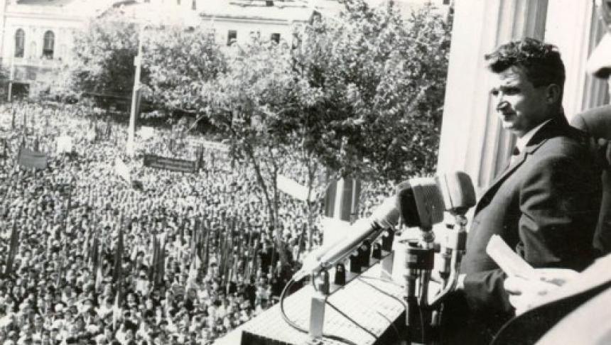 Ziua în care poporul l-a aplaudat sincer pe Ceaușescu