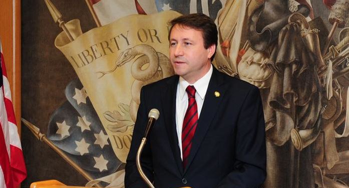 Fost ambasador: Nici măcar Plahotniuc nu crede în ceea ce spune