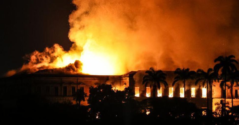 Muzeul Național al Braziliei, ars într-un incendiu de proporții