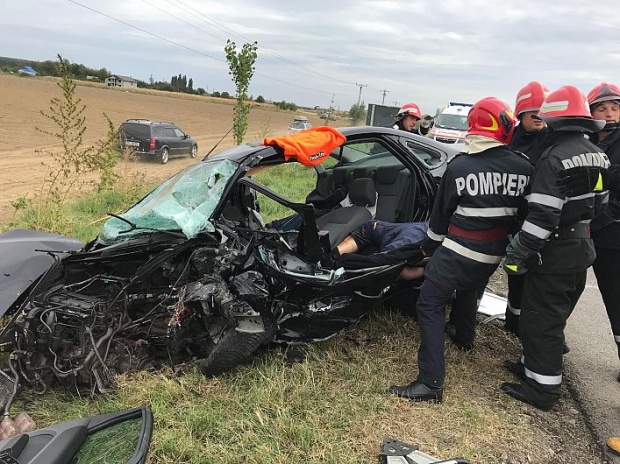 (FOTO) Accident deosebit de grav