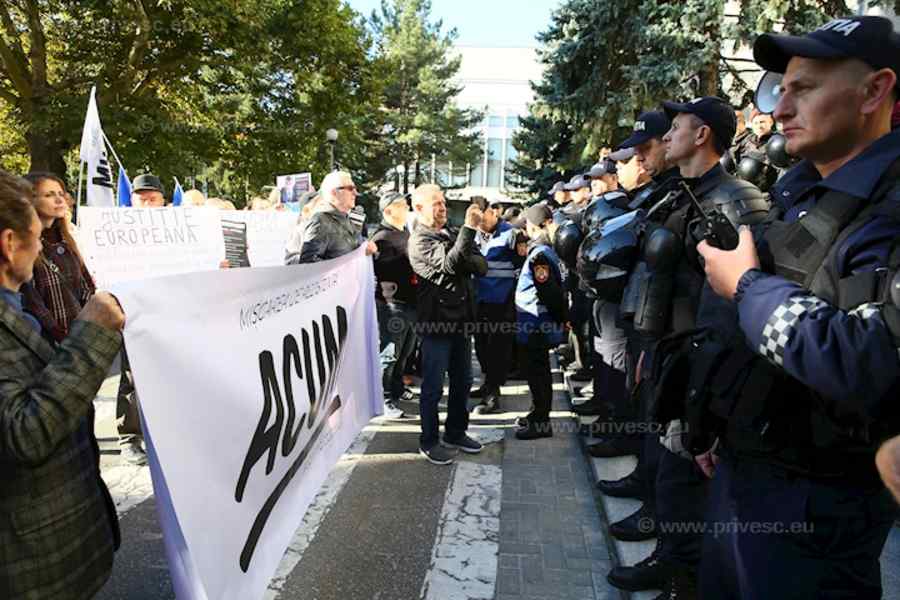 (VIDEO) „Unde sunt hoții de miliarde?”