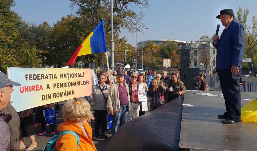 Protest în Piaţa Victoriei din Capitală. Foto în text!