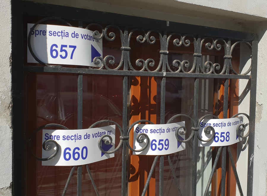 Referendumul între politică și ipocrizie