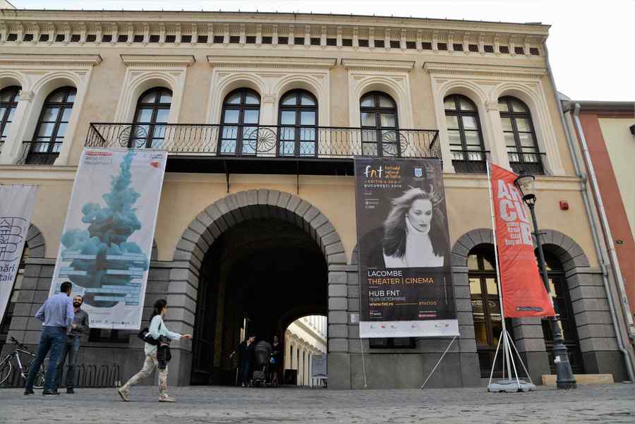 Aseară, a debutat la București a 28-a ediție a Festivalului Național de Teatru !