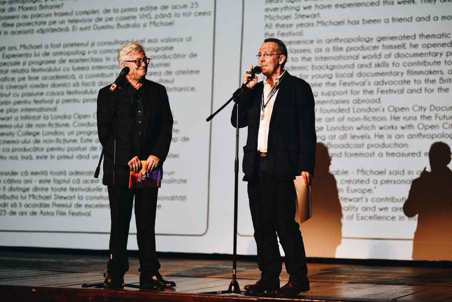 I Am Another You, Cel mai bun Film Internațional, Premiul de Excelență pleacă în Marea Britanie