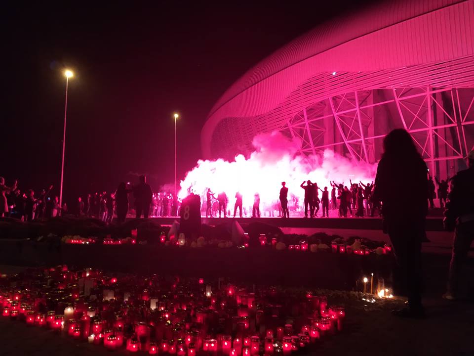 (VIDEO) Plânsul suporterilor la căpătâiul lui Ilie Balaci