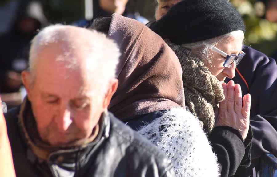 Rafila: De ce nu va fi utilizat certificatul verde la slujbele religioase