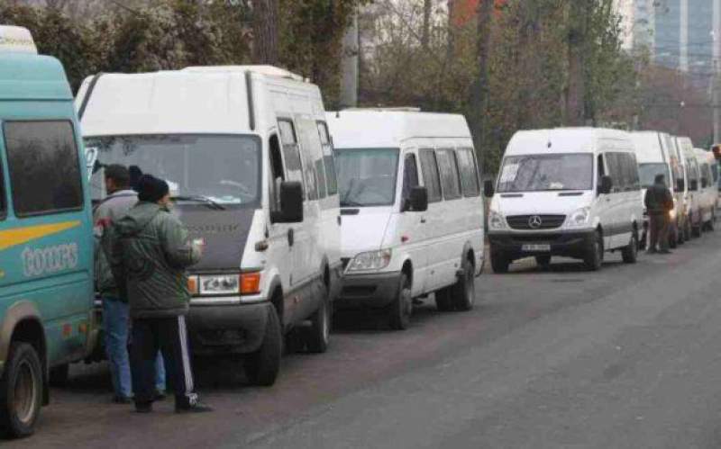 ALERTĂ: Microbuzele Bucureşti-Ilfov vor fi suspendate!