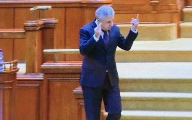 Unde dai și unde crapă