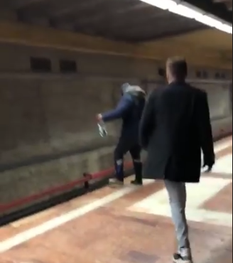(VIDEO) Imagini teribile surprinse la metrou