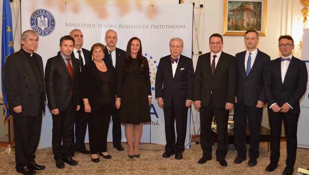„Cârtițele“ și-au premiat favoriții!/ Povestea unui fals
