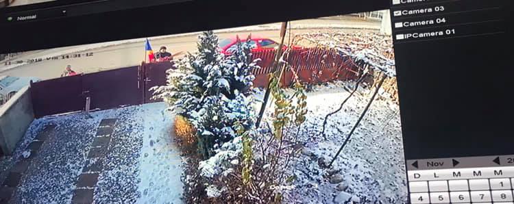 (VIDEO) Culmea hoției: a furat steagul României