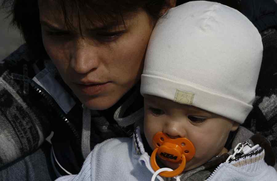 Cum îi scapă suzeta pe copii de alergii