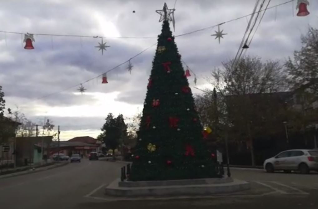 „Să avem totuşi o decenţă”: Gata cu brazii de 10.000 de lei?