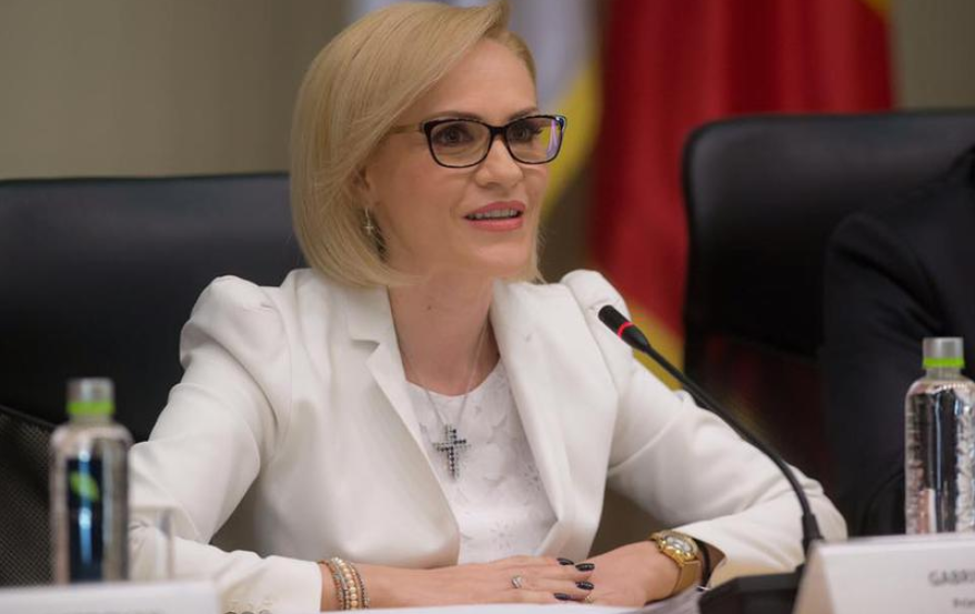 Gabriela Firea, ANAP și CNSC, apără la greu tramvaiele turcilor