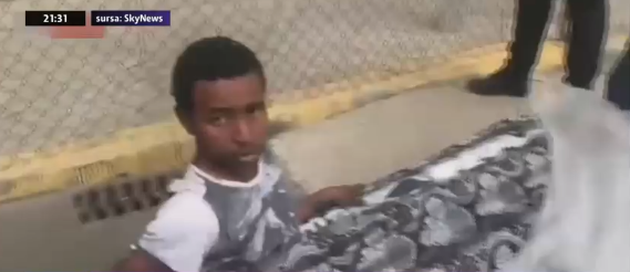 (VIDEO) Imagini ca-n filme cu imigranți