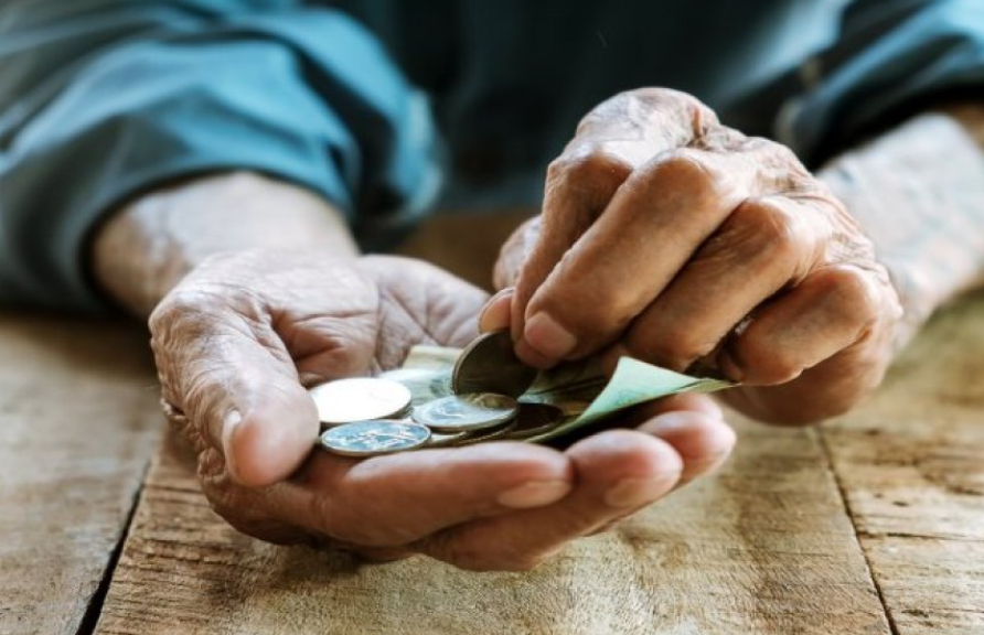 Cele trei scenarii pentru salariul minim