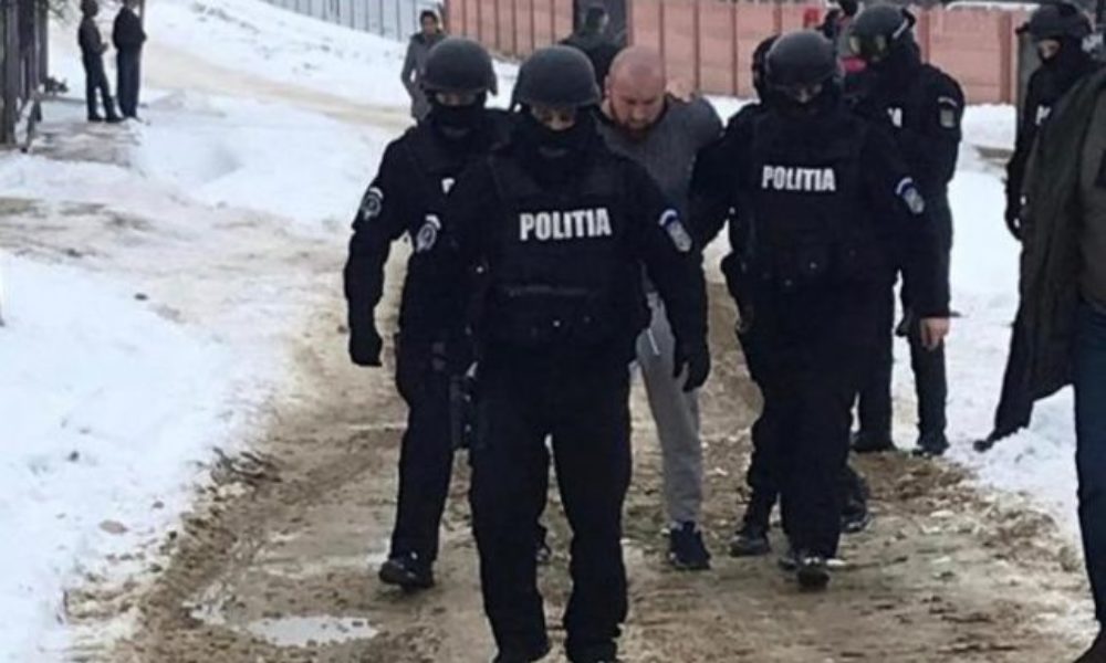 CONTRE și CALCULE. Când ar fi fost eliberat criminalul de la Mediaș