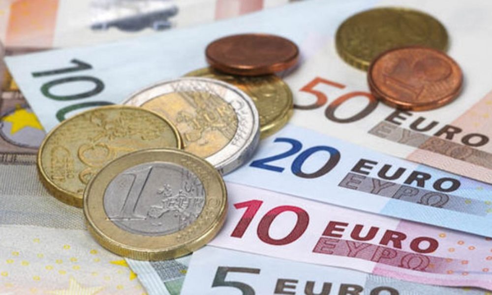 semnale comerciale pentru dolarul euro