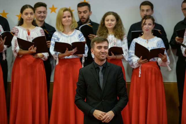 “Armonii corale” în sezonul 3 al „Stagiunii de colecție”