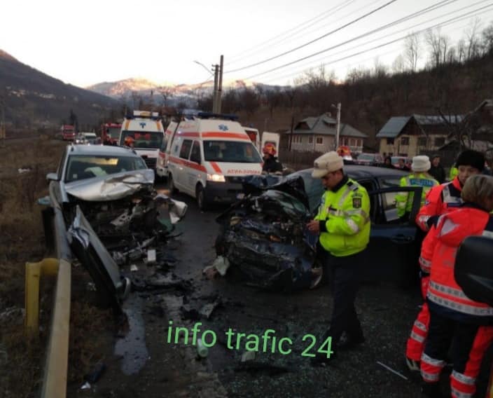 (FOTO) Scene de COȘMAR în trafic