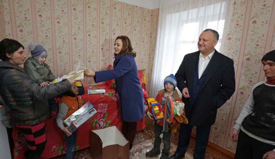 Fundaţia soţiei lui  Dodon, sponsorizată de fiul procurorului general al Rusiei