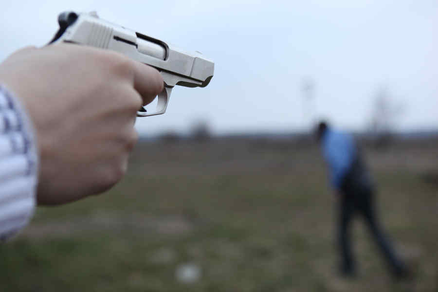 Un medic de la Fundeni a scos pistolul la un șofer