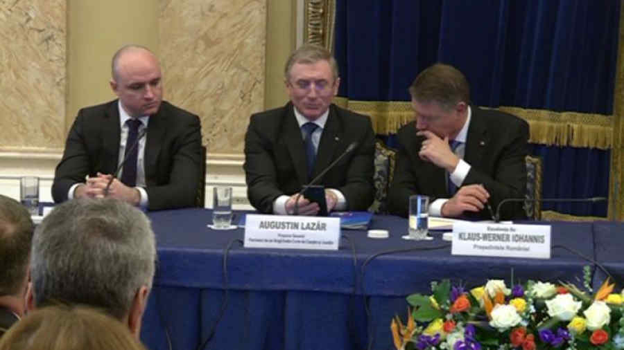 (VIDEO) Cum a primit Iohannis marea veste. „Foarte tare! Doamne ajută!”