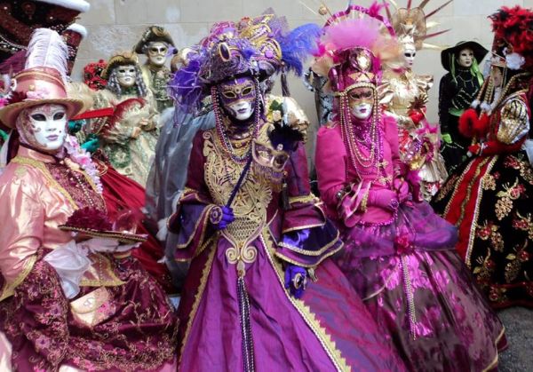 Magia carnavalurilor italiene