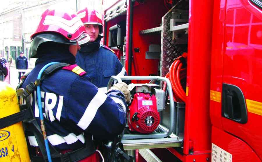 Anchetă după un incendiu la camera de corpuri delicte a Poliției