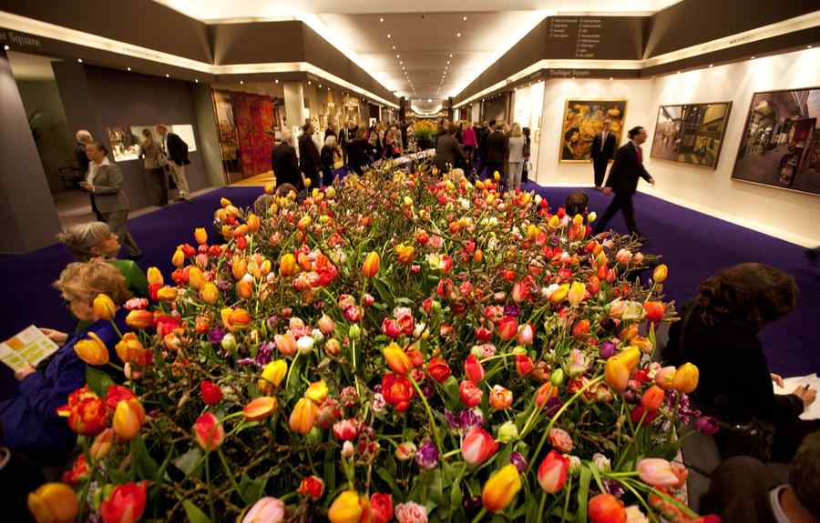 TEFAF, cel mai mare târg de artă, îşi deschide în curând porţile               