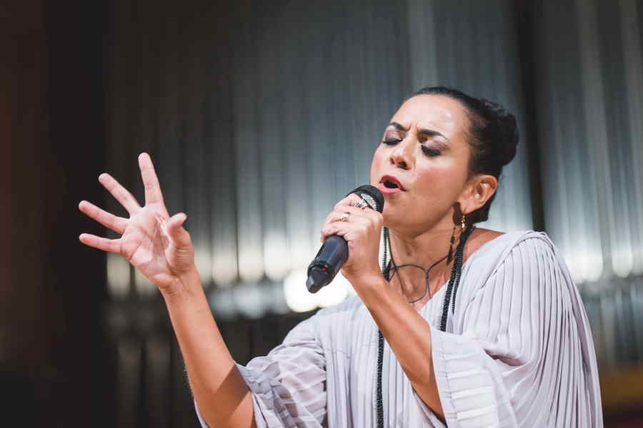 ANALIA SELIS și ”TANGO SIMFONIC” la SALA RADIO