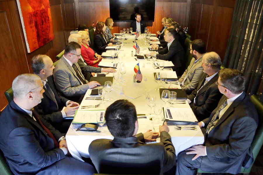 (VIDEO) Iată cu cine s-a întâlnit Viorica Dăncilă în SUA