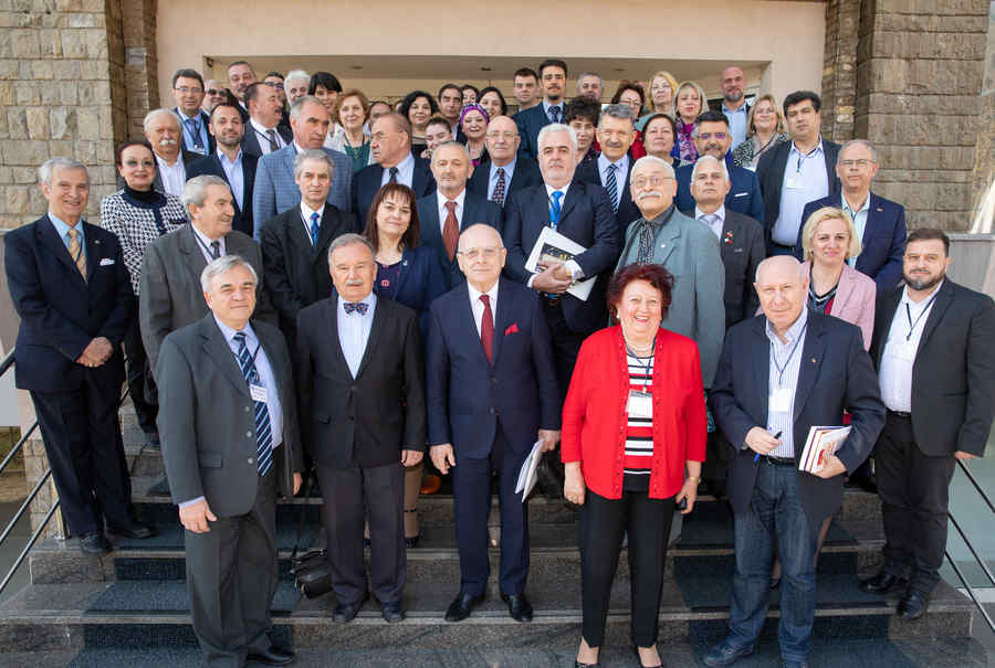Nevoia conectării mediului educațional cu cel profesional