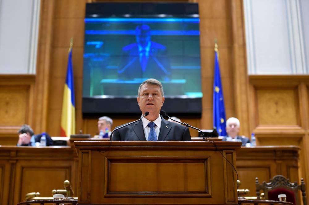 Nicolae Titulescu îl acuză pe Klaus Iohannis de trădare de țară