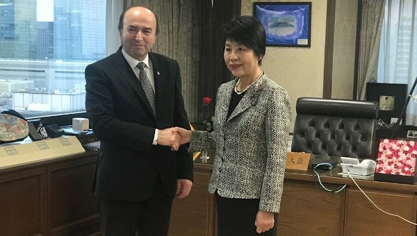 Tu știi cât te-a costat Tudorel Toader