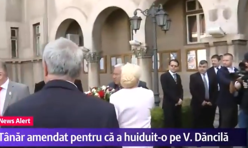Surprize-surprize cu protestatarul care s-a luat de Dăncilă