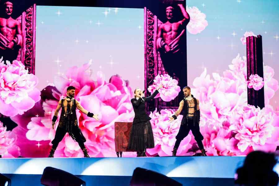 Eurovision 2019: Ester Peony, reacții pozitive la a doua repetiție oficială