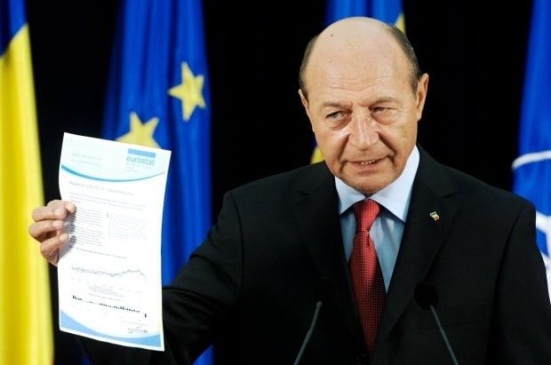 SF politic-Traian Băsescu e pe cale să devină PM după Turul II