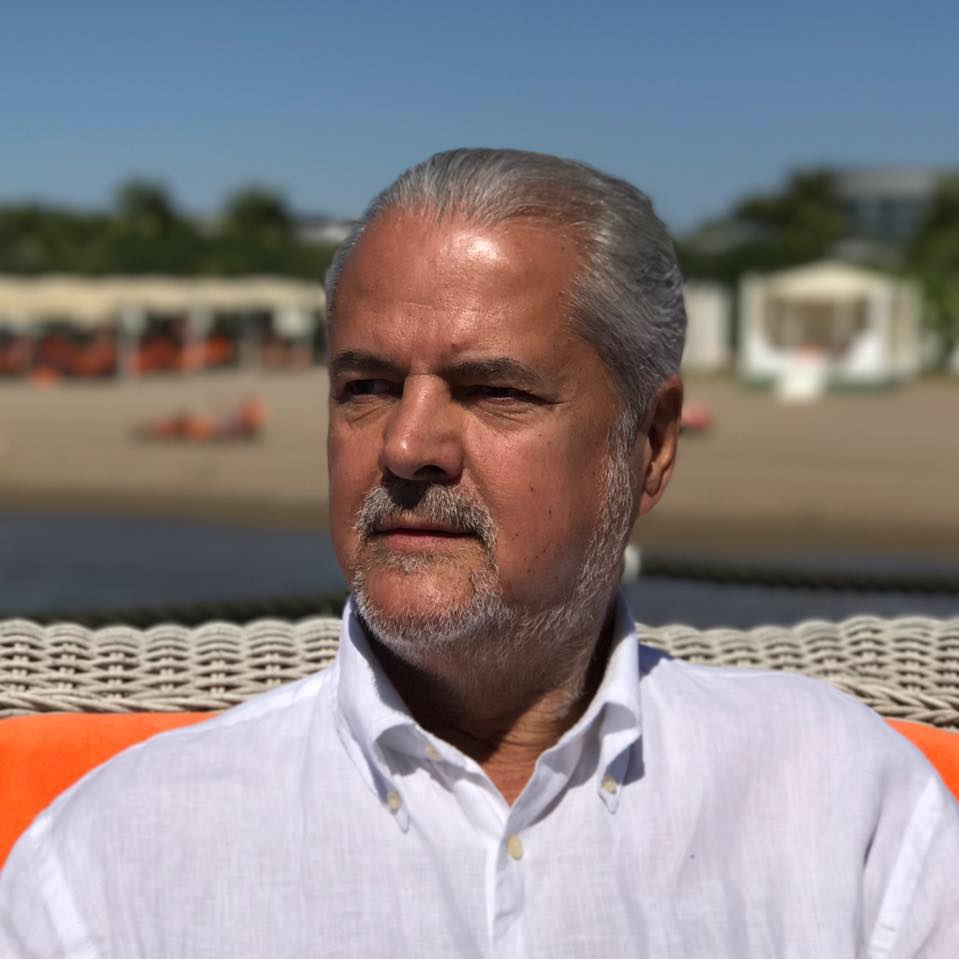 Năstase. ”Elena Udrea sper că a realizat lucrul acesta…”