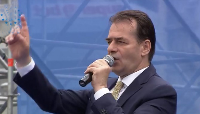 Orban, foc și pară: „Judecătorii CCR, în conflict de interese”, „un îndemn la anarhie”