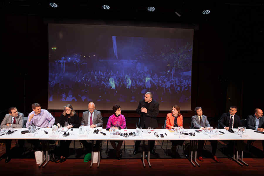 “ARTA DE A DĂRUI”, tema Festivalului Internaţional de Teatru Sibiu 