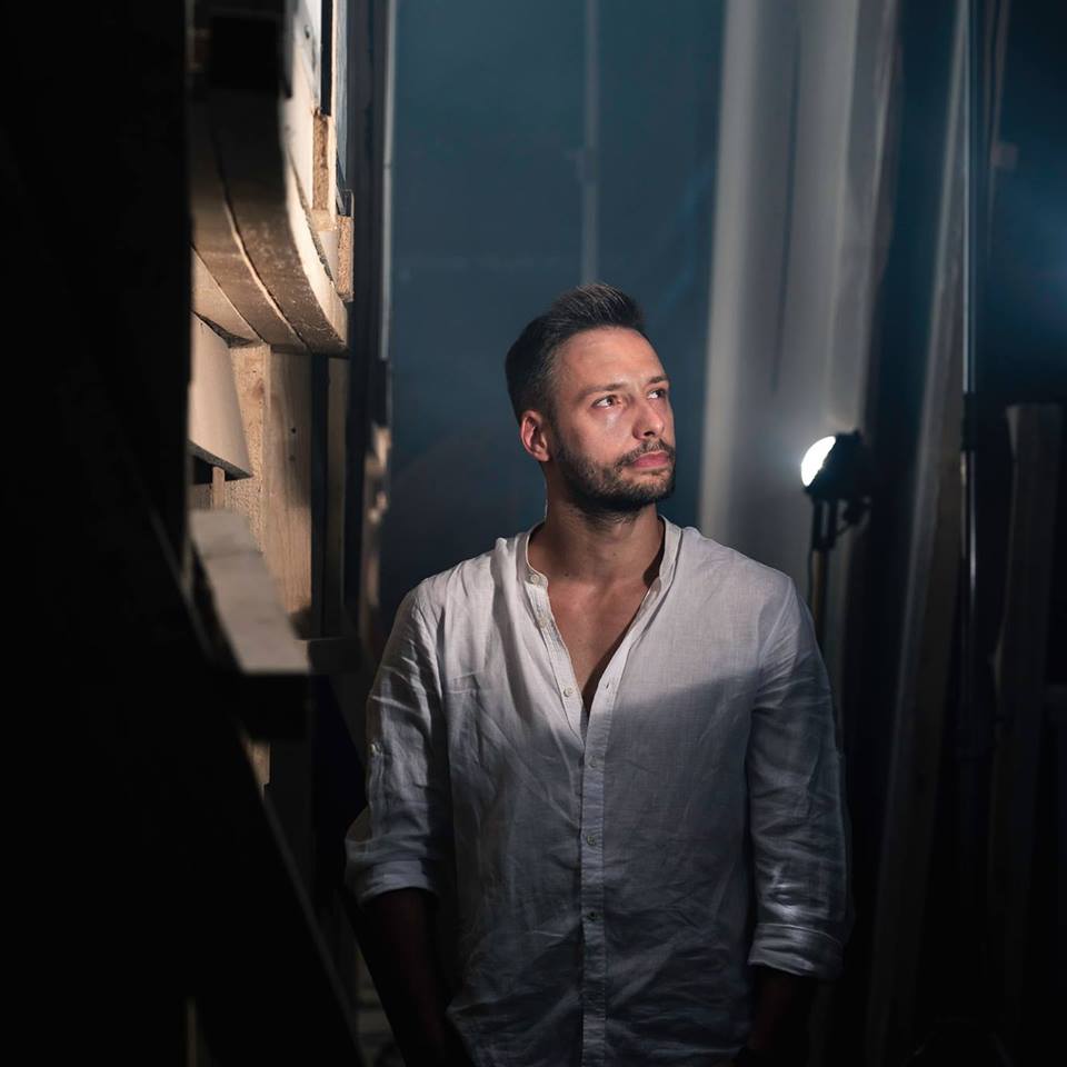 Spectacol unic Bogdan Bolohan, pe scena Teatrelli