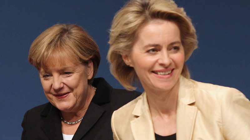 Polonia ameninţă cu demiterea Ursulei von der Leyen