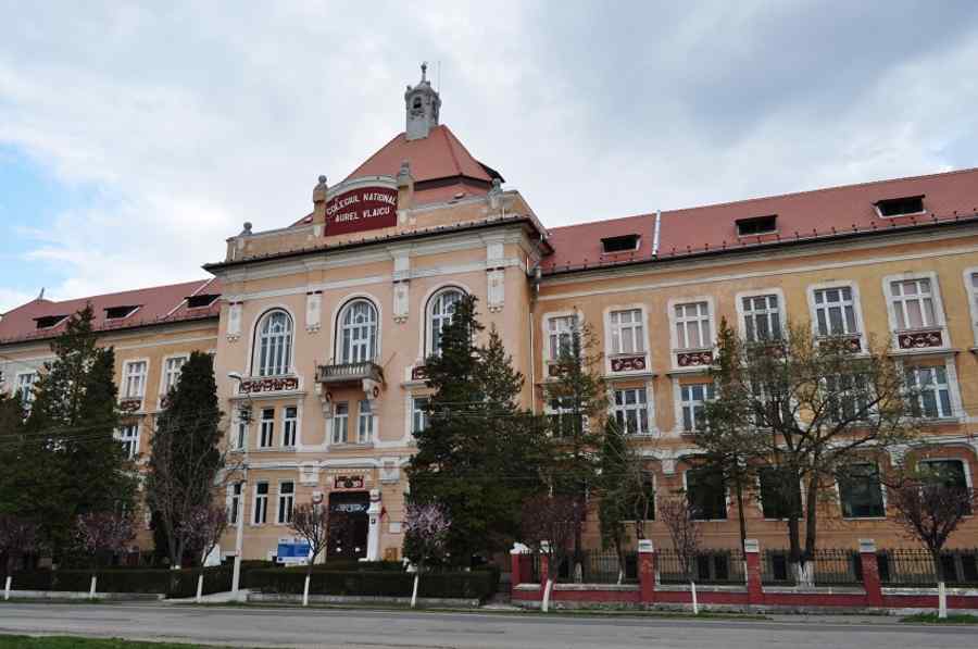 100 de ani de la înființarea Liceului de stat „Aurel Vlaicu”